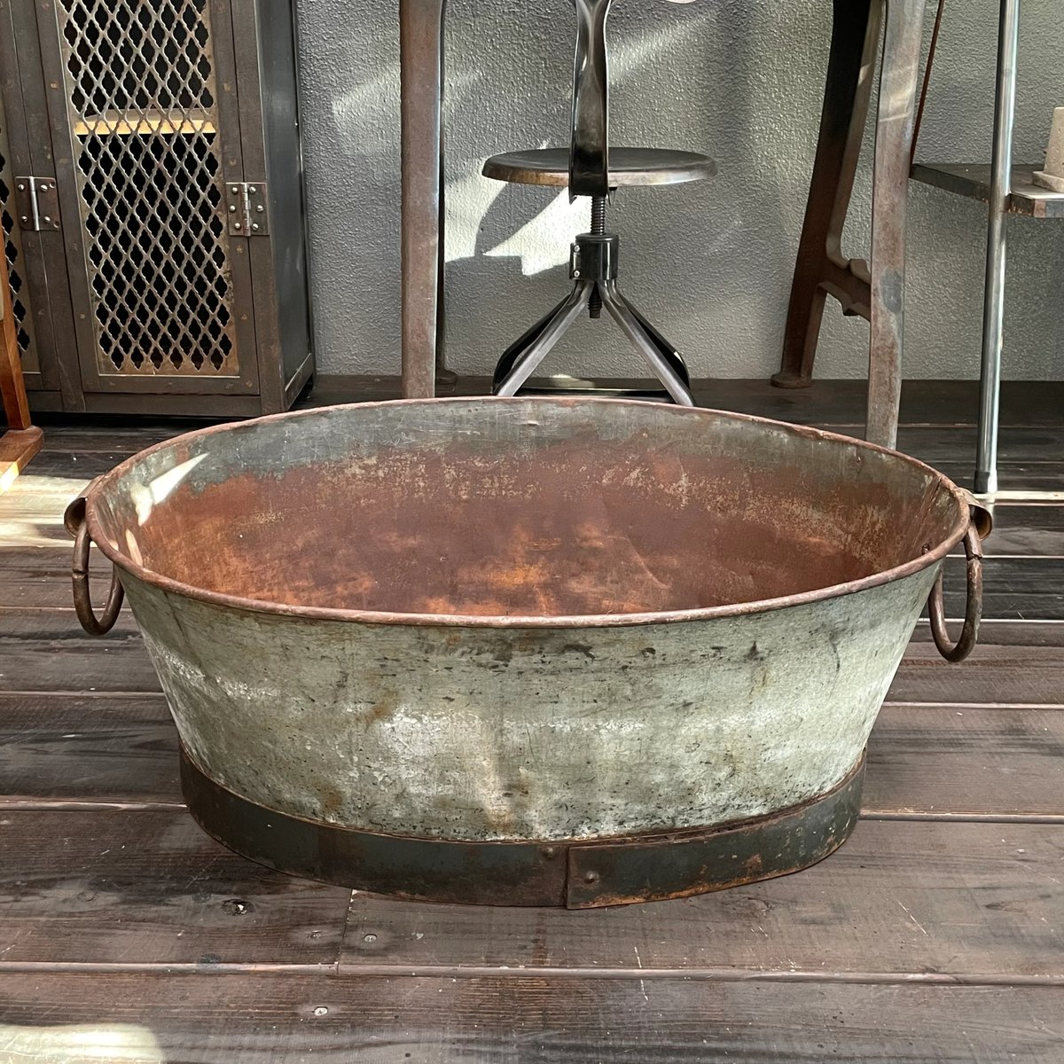 大型 アイアン製たらい フランスアンティーク ① | OGISHIMA COFFEE