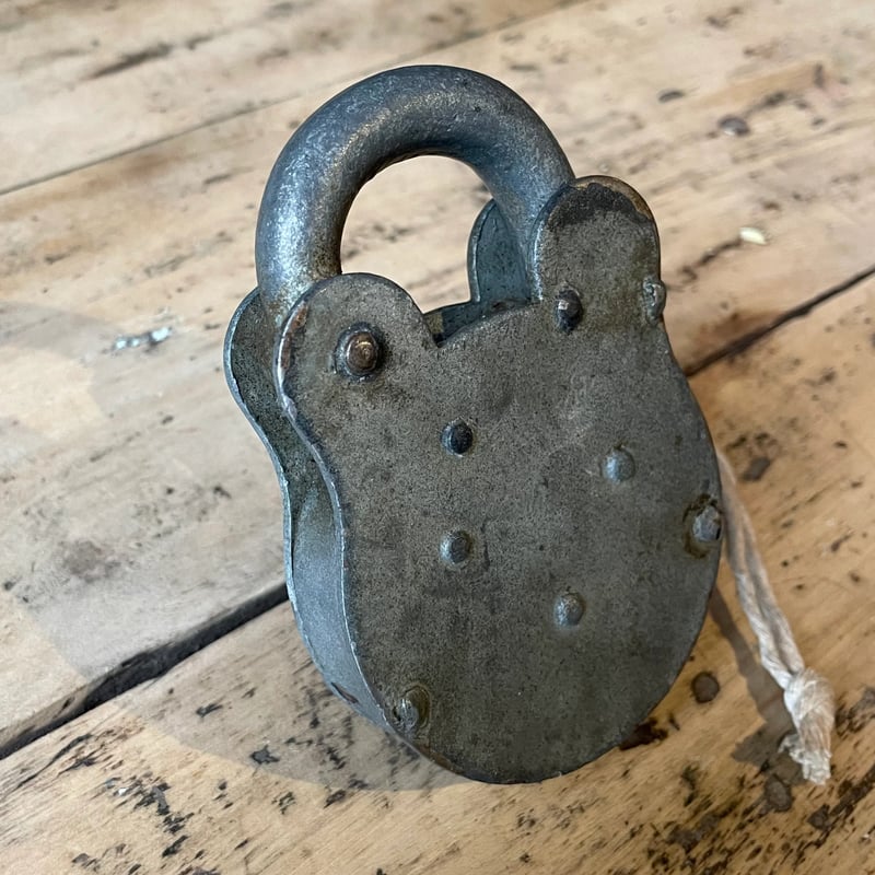 クマ型 南京錠 イギリスアンティーク | OGISHIMA COFFEE Antiques