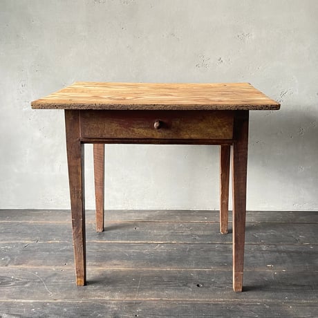 アンティークテーブル | STORES