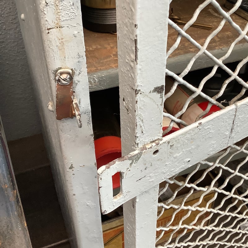 アイアン製 キャビネット フランスアンティーク ② | OGISHIMA COFFEE