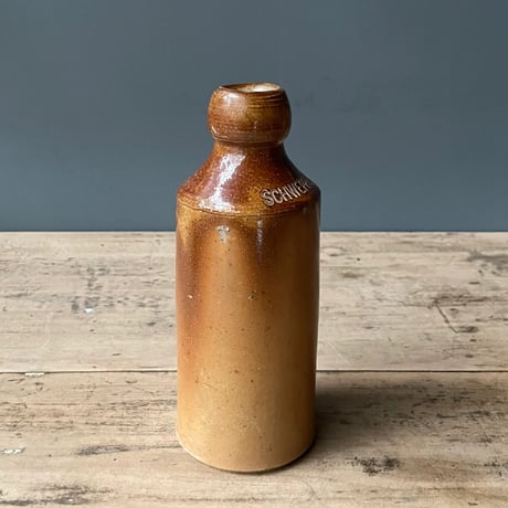 ブラウン陶器ボトル　イギリスアンティーク　⑤