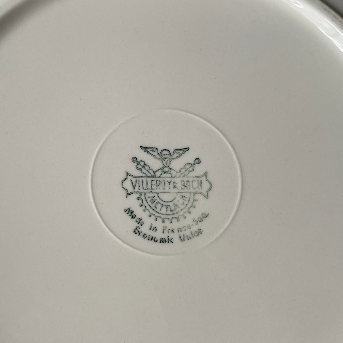 Villeroy & Boch 金継ぎ 金縁花リムプレート 25cm フランス Villeroy & Boch 金継ぎ 金縁花リムプレート 25cm フランス