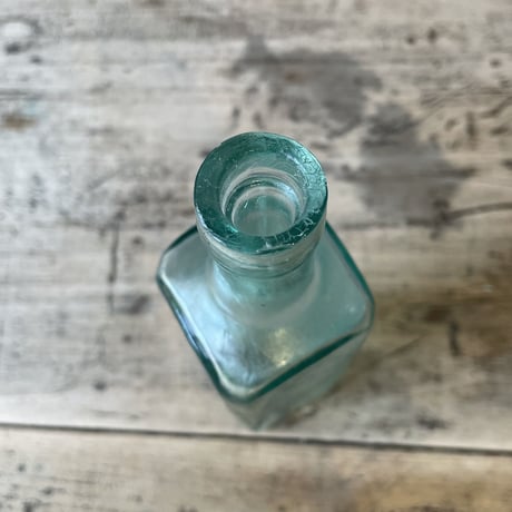 ガラス瓶　フランスアンティーク　①