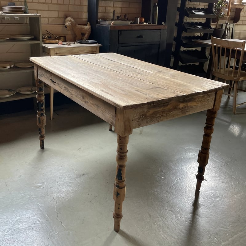 木製テーブル フランスアンティーク ③ | OGISHIMA COFFEE Antiques 木製テーブル フランスアンティーク ③ | OGISHIMA COFFEE Antiques