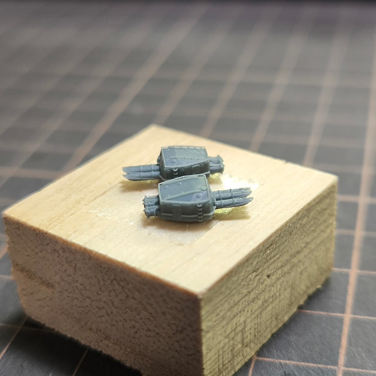 (未使用･未開封品)　1/700 日本海軍 8年式 連装発射管 kmdlckf 10223122.jpg