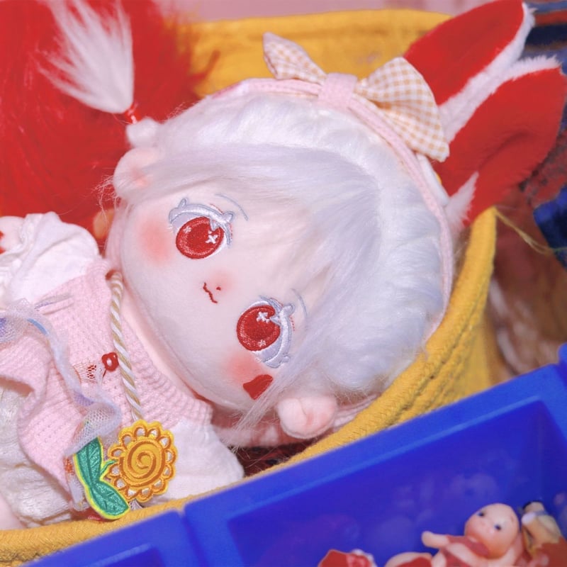 無属性 ぬいぐるみ 20cm 着せ替えぬいぐるみ 白髪赤目女の子 綿 無属性 ぬいぐるみ 20cm 着せ替えぬいぐるみ 白髪赤目女の子 綿