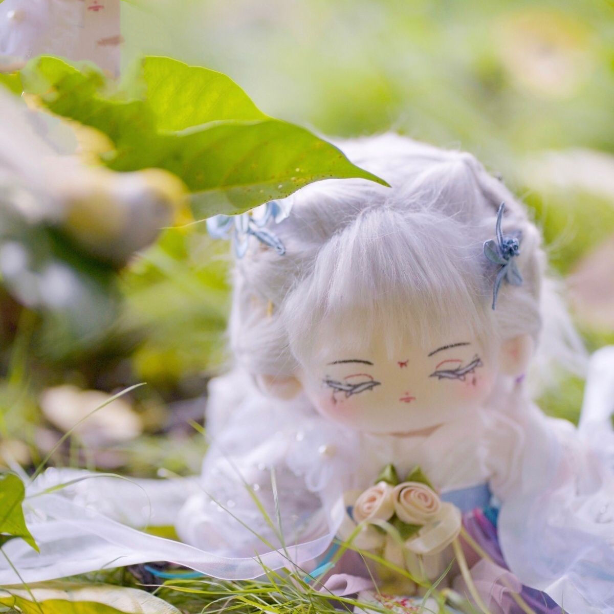 無属性 ぬいぐるみ 20cm 着せ替えぬいぐるみ 目を閉じたグレーの