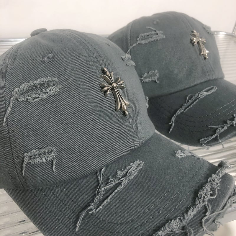 ワンポイントクロスチャーム付きダメージ加工キャップ | 2ndFAV