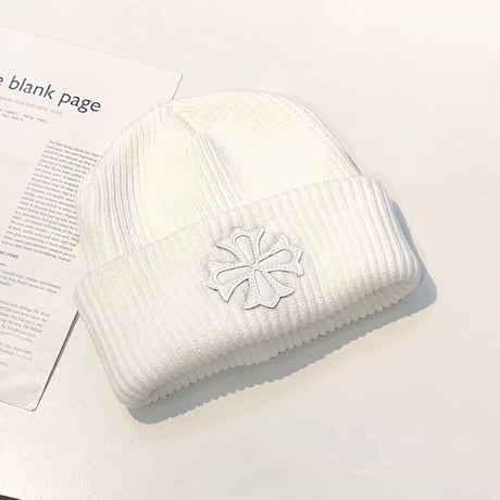 クロスモチーフニット帽 beige