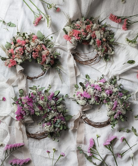 Mother's Day half wreath Orchid Pink