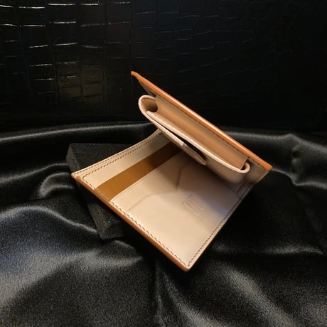 コードバン折財布（小銭入れ付き）キャメル