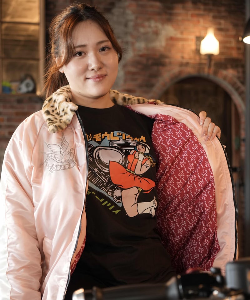 胸きゅーんTシャツ(ライトパープルゾンビちゃんVer) | TIGER LILY