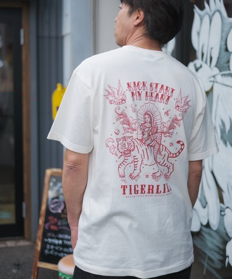 虎虎出品（他の方は購入をご遠慮ください） じゃじゃ虎Tシャツ(アイボリー×レッド) | TIGER LILY