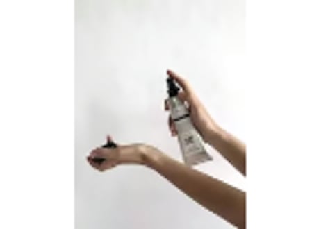 FRAGRANCE CAFE ルーム&ファブリックチューブミスト”フラワー” - For AIR & FABRIC - Tail wind | FLOWER