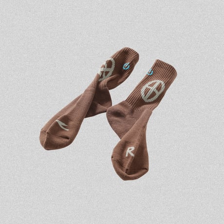 FILE_2024_3_DOAEYES_SOCKS_BROWN