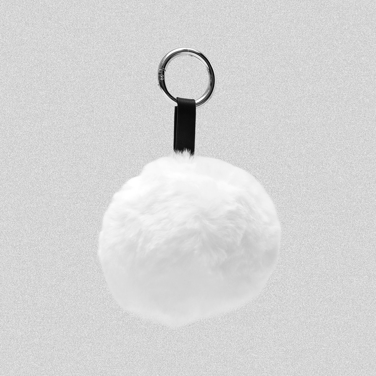 FILE_2025_4_FUR_KEY_RING_+_WHITE | CODE47L