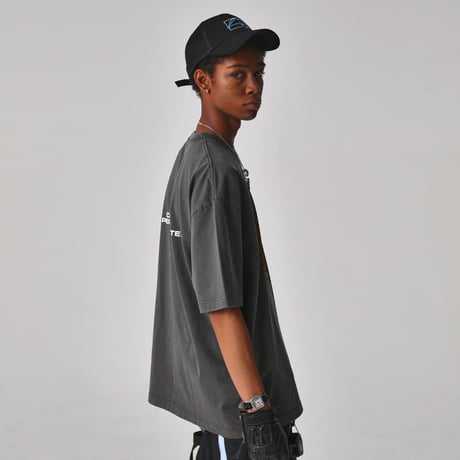 FILE_2026_1_X_dekamofuchan_T-SHIRT_ASHBLACK