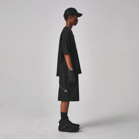 FILE_2026_1_SYMBOL_TEE_BLACK
