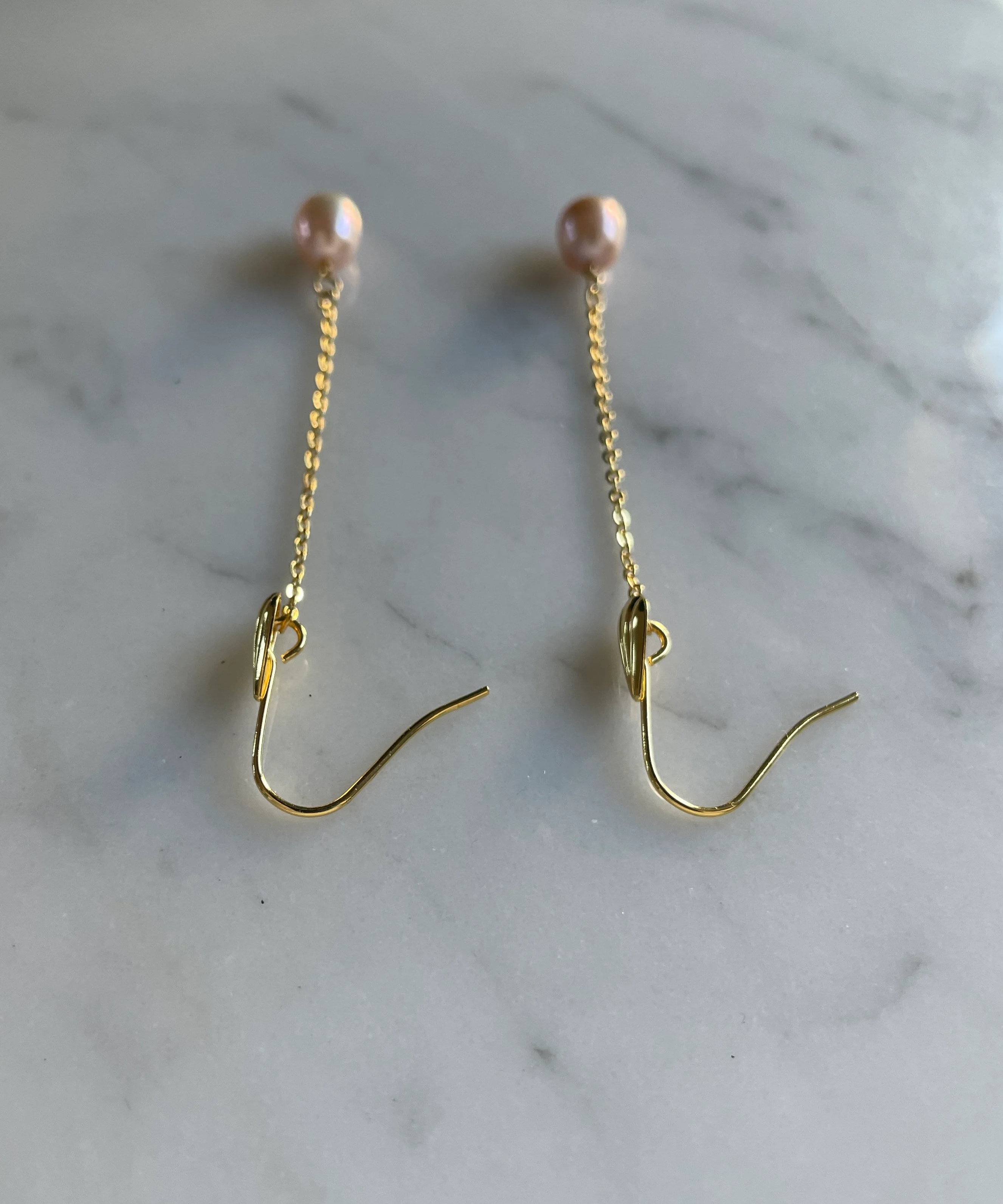 14kgf> 淡水パール(pink) 一粒ピアス ※イヤリング交換可能 | Traumerei