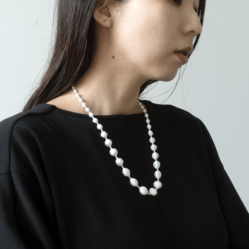 NHKイッピン紹介品 】ぐんまを贈るシルク刺繍ネックレス | トリプル