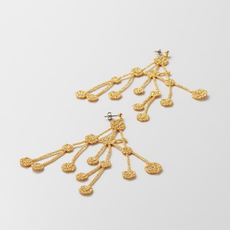 █Naia★イヤリング ディ・エヌ・エイ ピアス/イヤリング | トリプル・オゥ公式オンライン