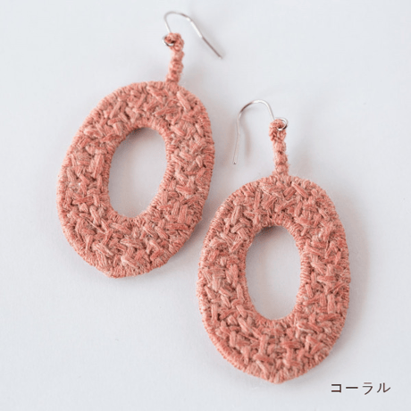 オーバル ピアス / イヤリング