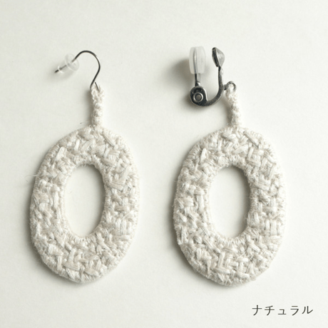 オーバル ピアス / イヤリング