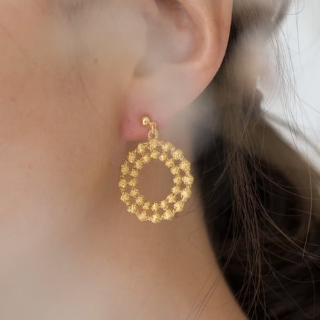 ドイリー ピアス / イヤリング