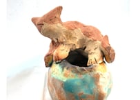 邪魔ねこ花器（赤猫青器）