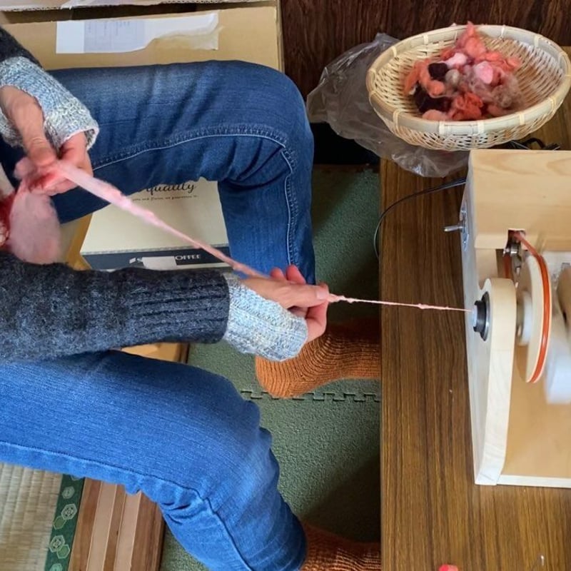 AUY003 燃えるような赤いアートヤーン 18g 絹100%真綿 | 心・衣 kokorom