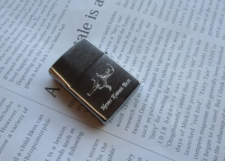 【名入れ】【Zippo刻印】 ZIPPOシルバーつやなし　レギュラー “両面彫刻可”