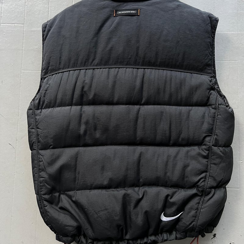 90s NIKE ACG technical no sleeve down jkt | Her 90s NIKE ACG technical no sleeve down jkt | Her