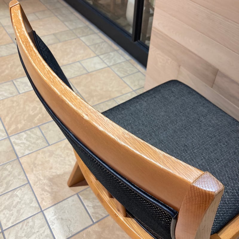 全国送料無料ギフト LIGHTWOOD CHAIR CUSHIONED SEAT|マルニ 全国送料無料ギフト LIGHTWOOD CHAIR CUSHIONED SEAT|マルニ