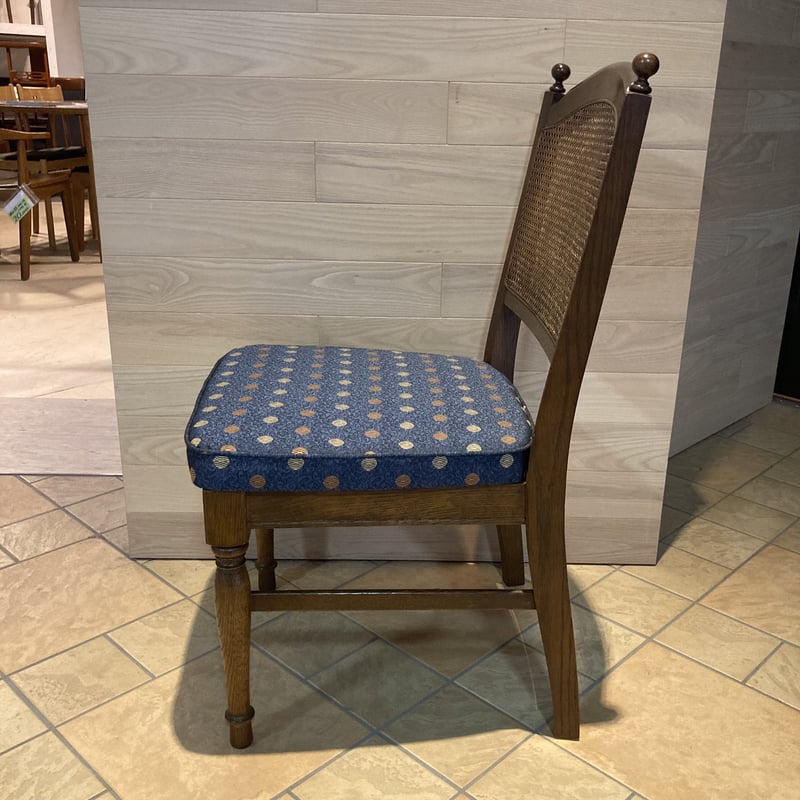 ꧁飛騨産業 HIDA꧂ラタンバックダイニングチェア4脚 ケインバック 籐 1341 飛騨産業 / 背籐ダイニングチェア | 家具の富士