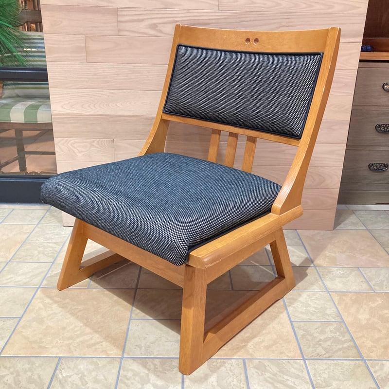 1095 マルニ木工 / 友坐(ゆうざ) 回転椅子 | 家具の富士