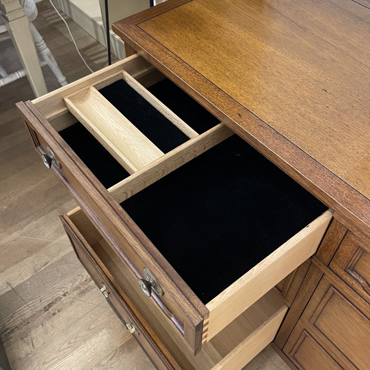 2665 ドレクセル / サイドボード（サイドチェスト） ☆残り1台