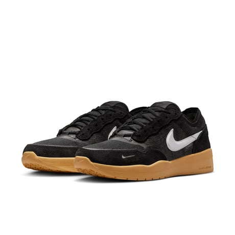 NIKE SB PS8 "BLACK WHITE"
