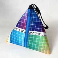 カラーチャートで作ったサンカクポーチ（S-E）