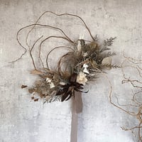 【柳の壁飾り】リューカとラナンキュラスと