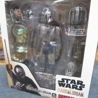 メディコム・トイ(MEDICOM TOY) MAFEX マフェックス No.200 THE MANDALORIAN マンダロリアン Ver.2.0 完成フィギュア