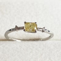 ptイエローダイヤモンドリングクラッシックカット0.30ct