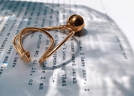 Design ear cuff