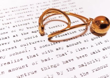 Design ear cuff