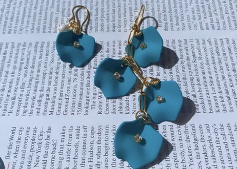 Flower petal pierce Blue