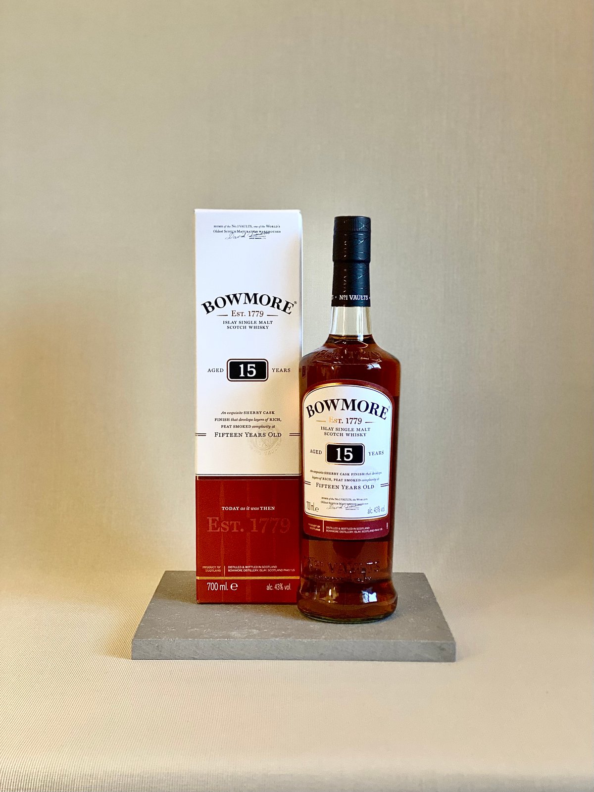 BOWMORE ボウモア　15年 シェリーカスクフィニッシュ 2本セット Amazon.co.jp: ボウモア 15年 シェリー カスク フィニッシュ 箱付き 43