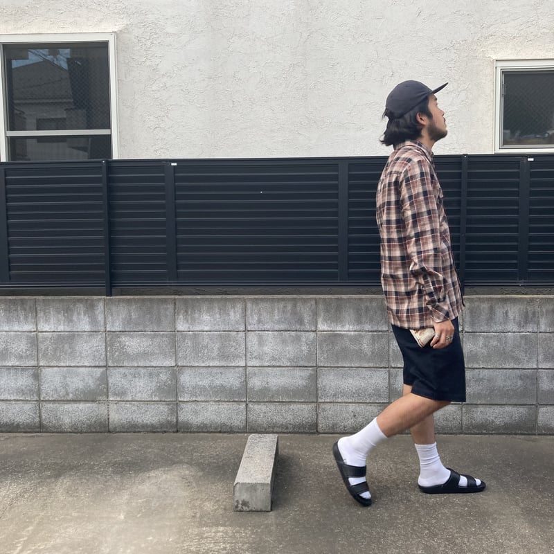 RELAXFIT by supermarket''ﾉｰｽﾊﾟﾄﾞﾚｱｲﾗﾝﾄﾞｼｮｰﾂ'' |