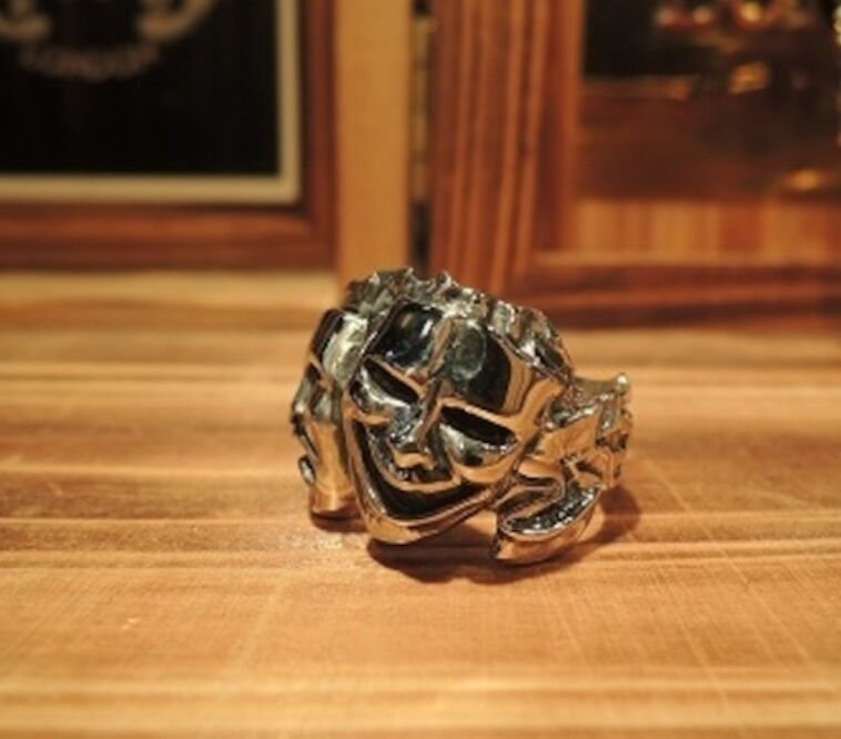 CRAZY PIG COMEDY & TRAGEDY RING コメディ ＆ トラジェディ リ