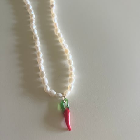 Chili and Pearl Necklace choker