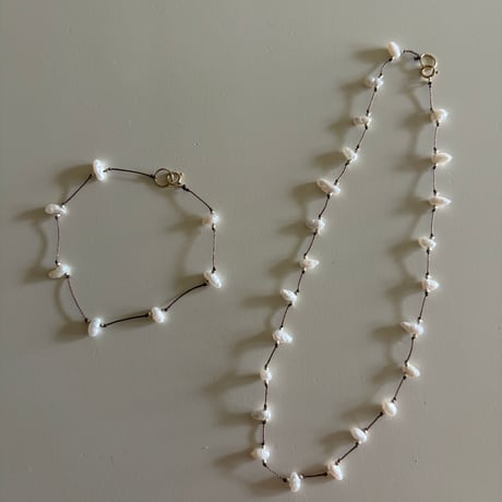 Natural pearl cord necklace