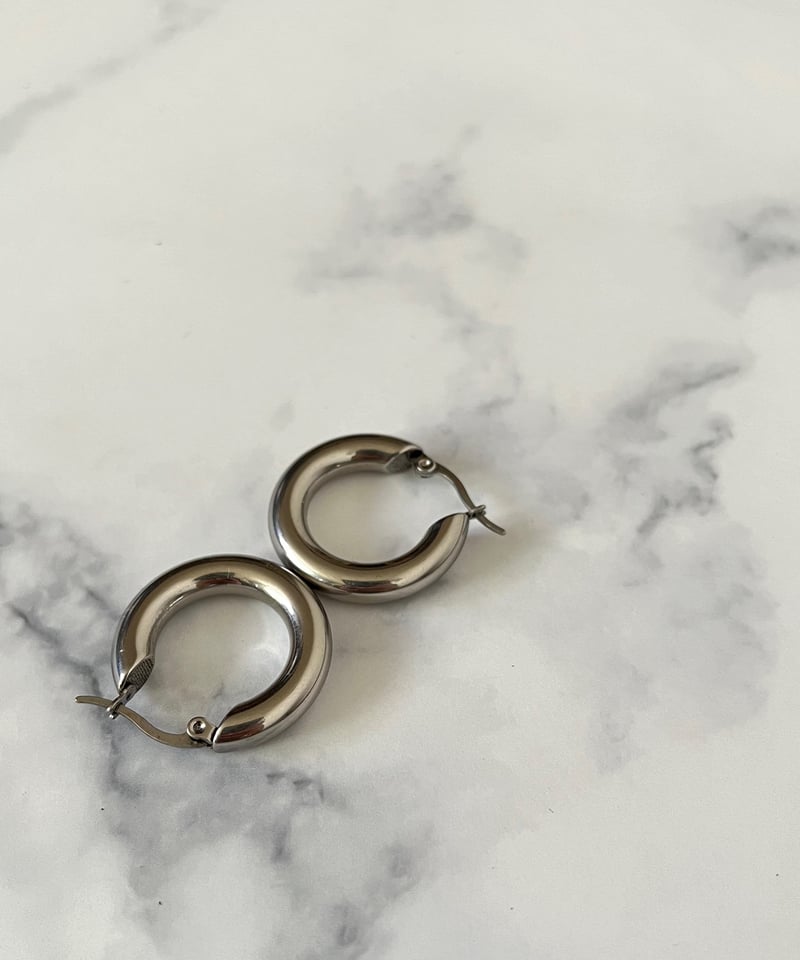 希少！Me&Ro シルバー ディスク フープピアス 楽天市場】シルバー